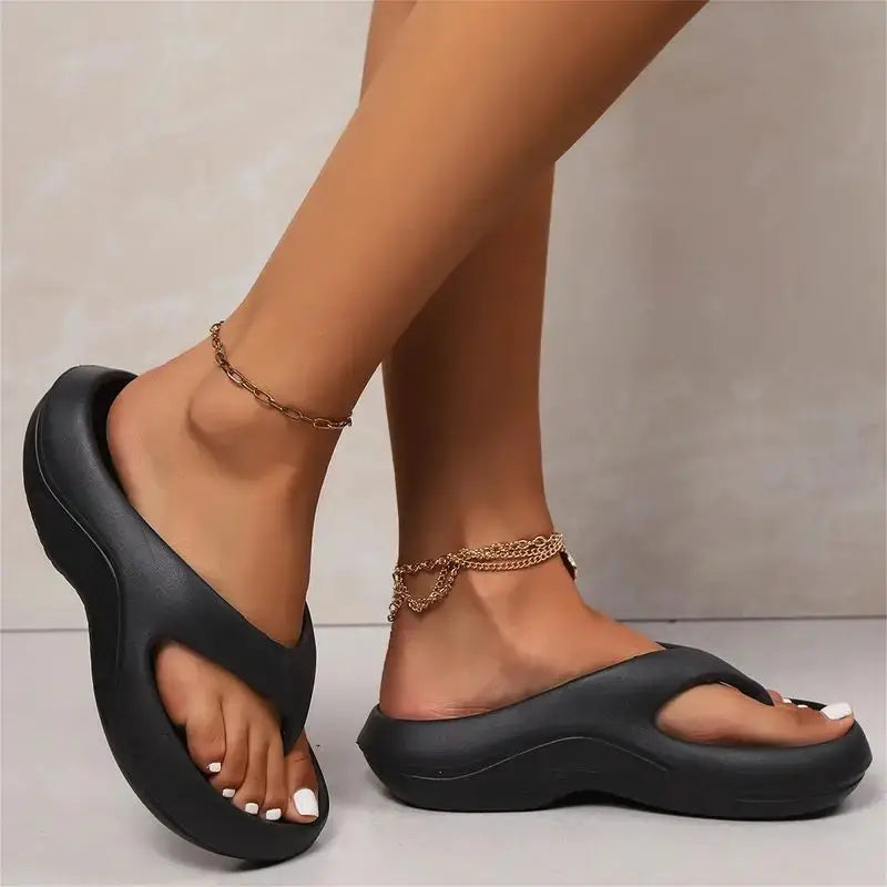 Luna | Modieuze platformslippers