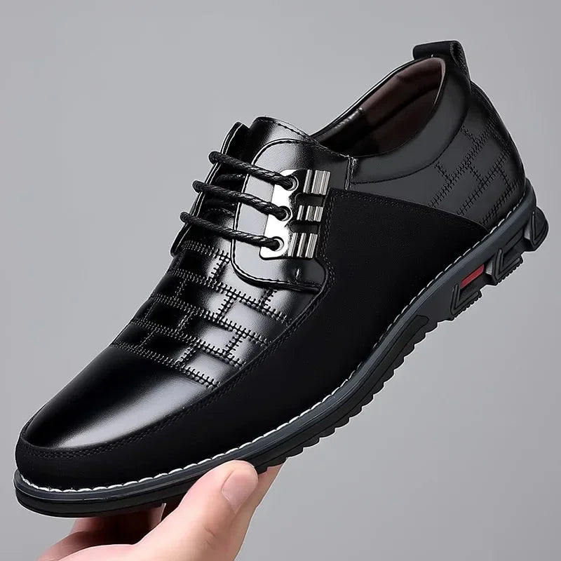 Niels | Leren schoen met scherpe belijning