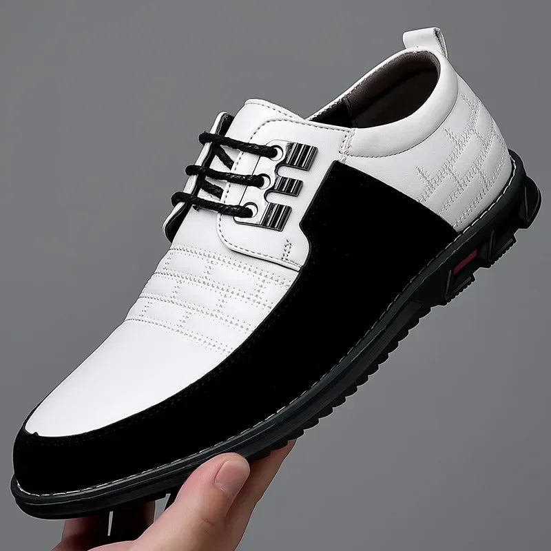 Niels | Leren schoen met scherpe belijning