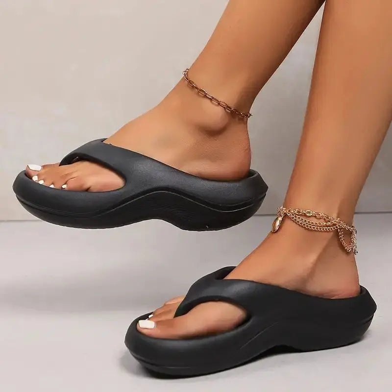 Luna | Modieuze platformslippers