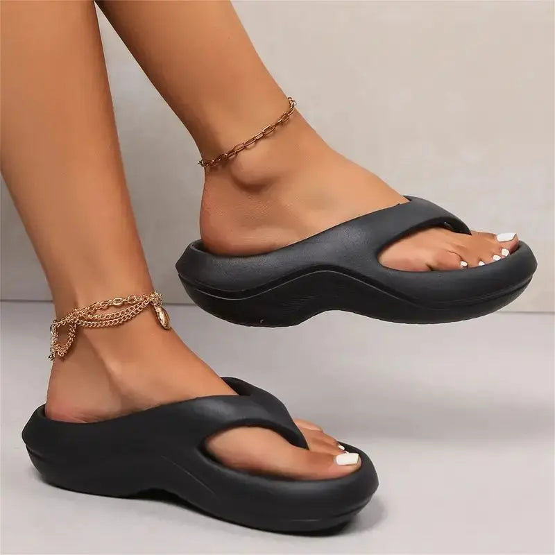 Luna | Modieuze platformslippers