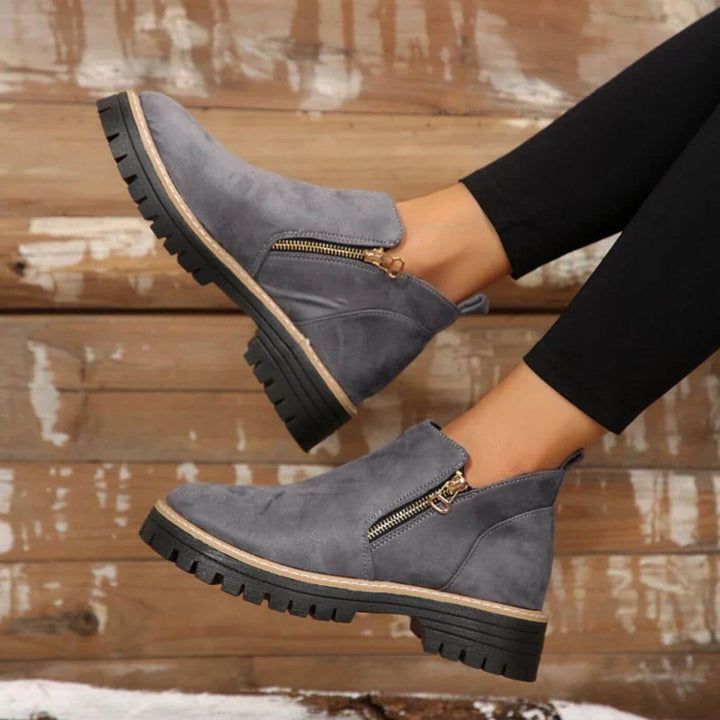 Lyanne | Orthopedische Enkellaarzen met Sterke Hak