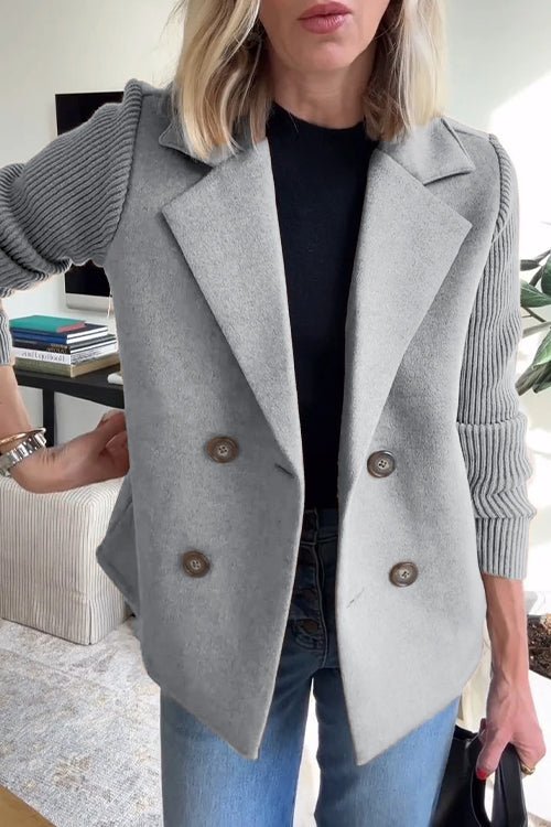 Margriet | Dubbelgeknoopte blazer met gebreide mouwen